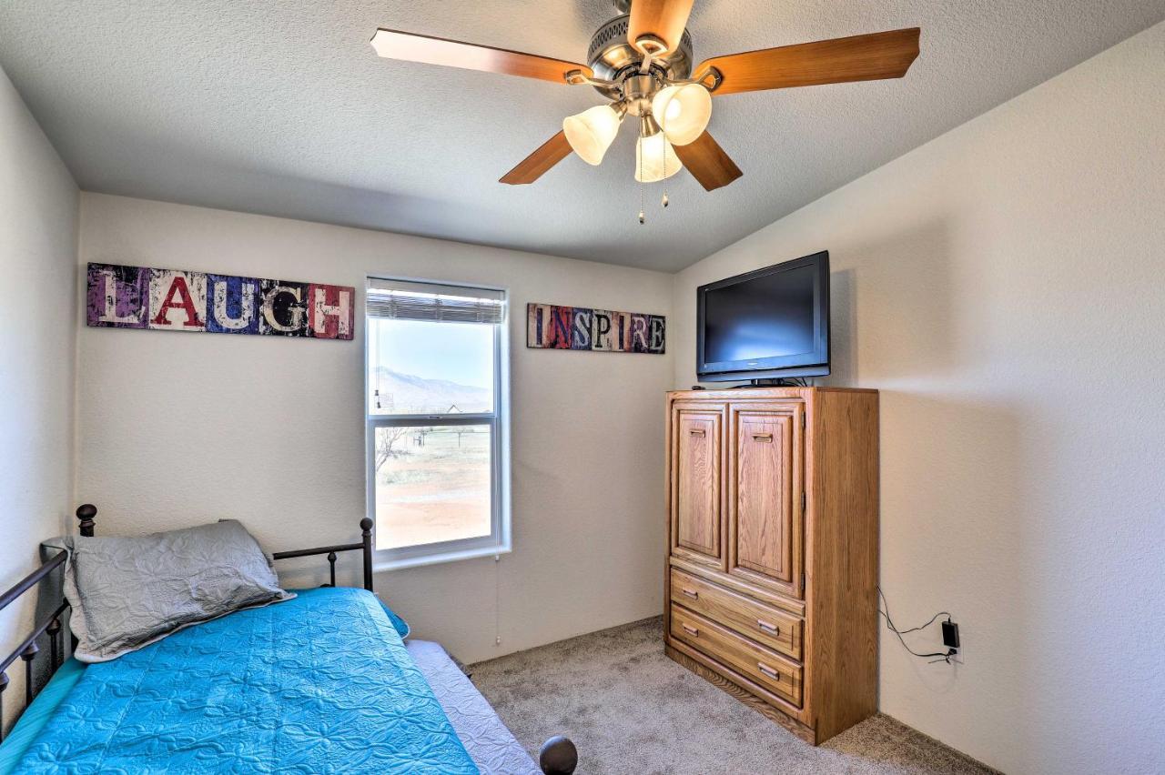Desert Escape Off I-10 With Over 1 Enclosed Acre! Mescal Extérieur photo